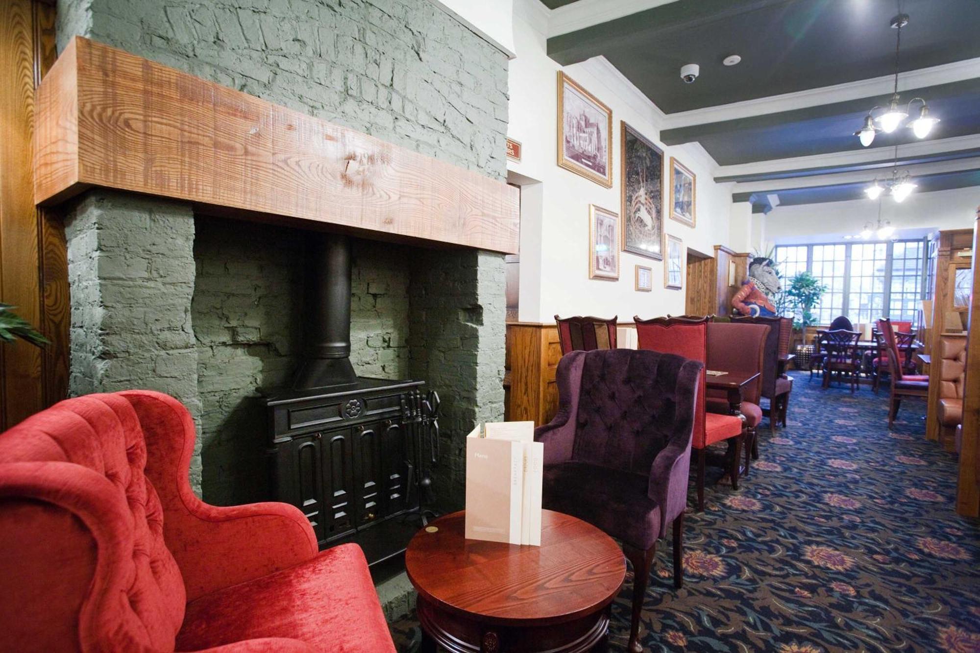 The Unicorn Hotel Wetherspoon Ripon Esterno foto